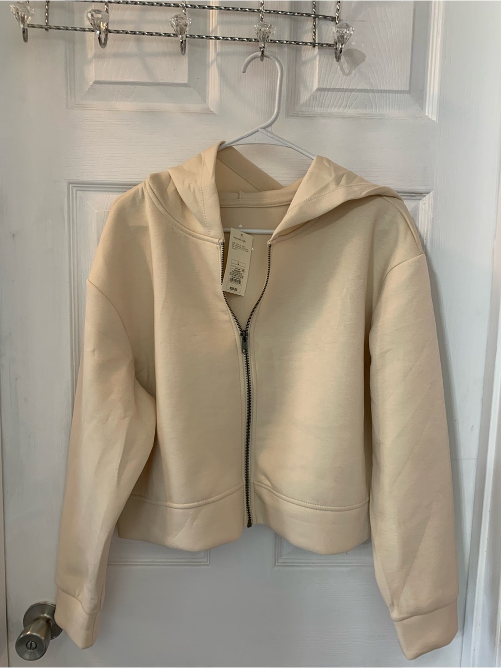 A New Day NWT’s Large women’s cropped lightweight zip up jacket